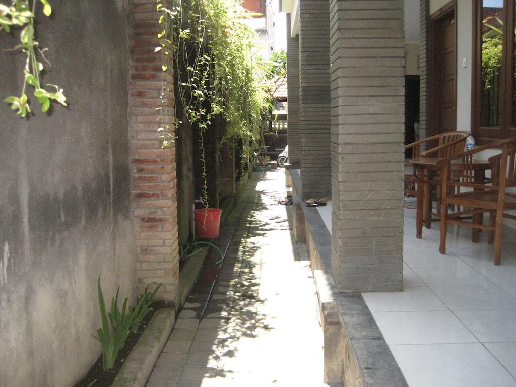 Pondok Mirah Kuta  Exterior photo