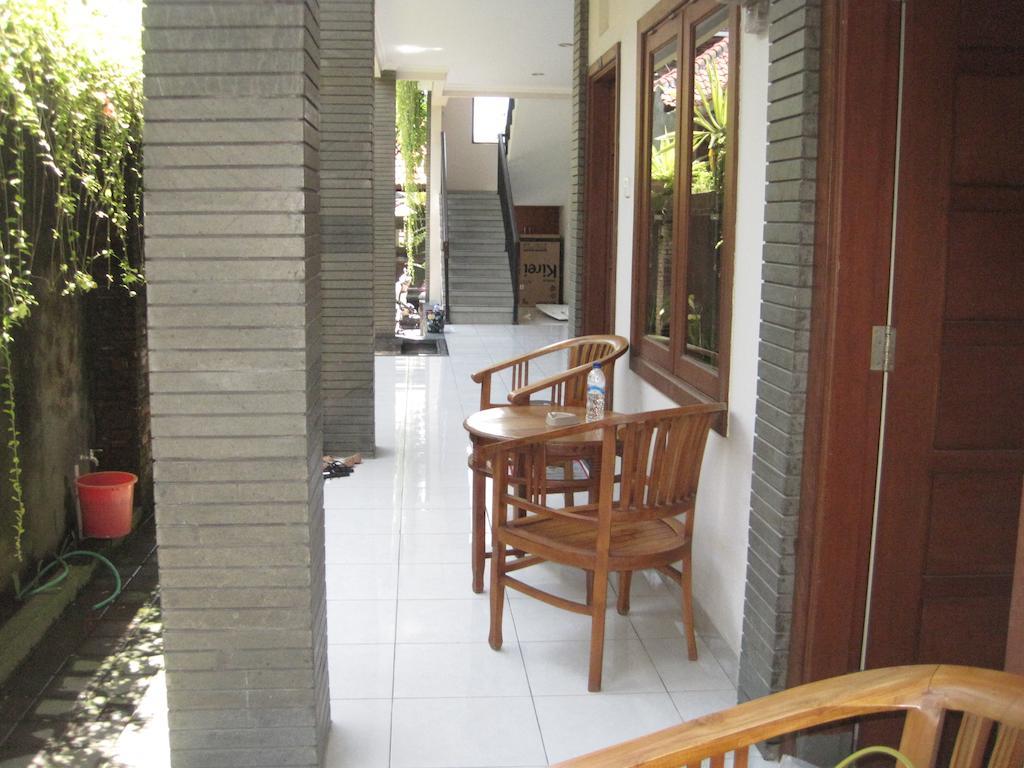 Pondok Mirah Kuta  Exterior photo