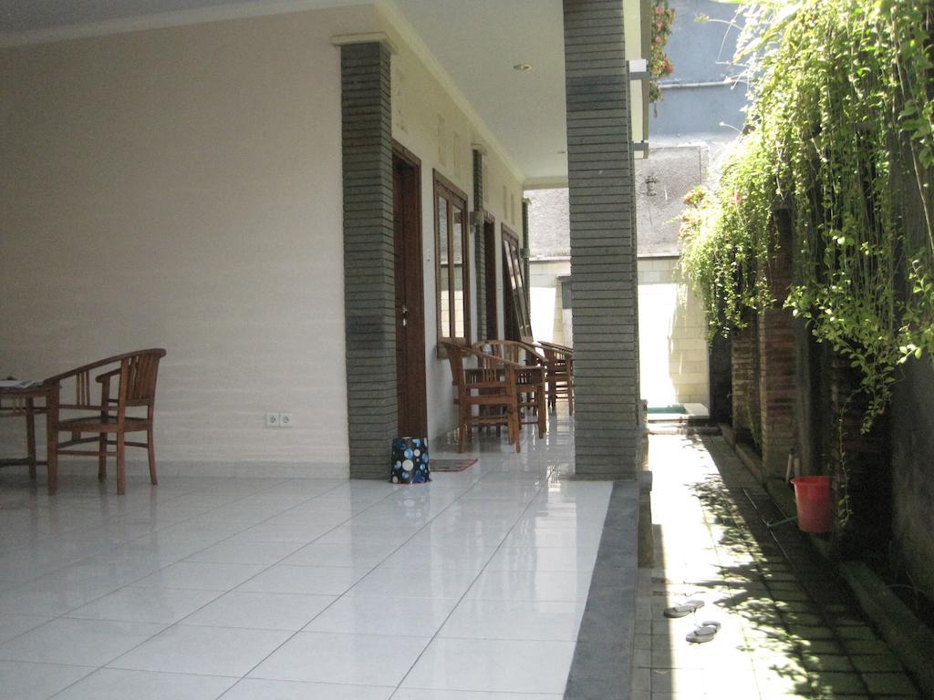 Pondok Mirah Kuta  Exterior photo